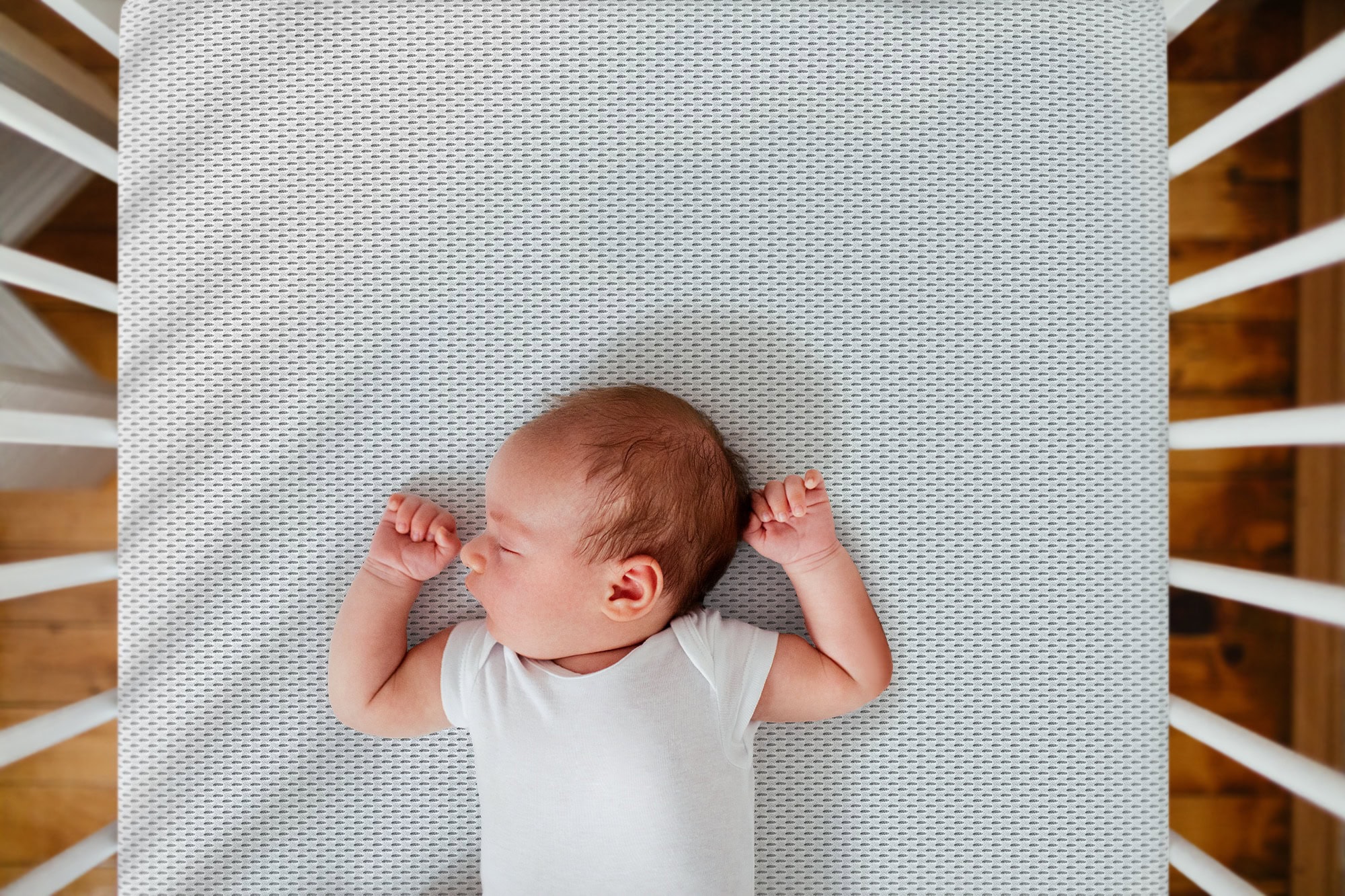 Von Geburt An Richtigliegen: Superbreeze Kindermatratze Von Bett1 // Himbeer