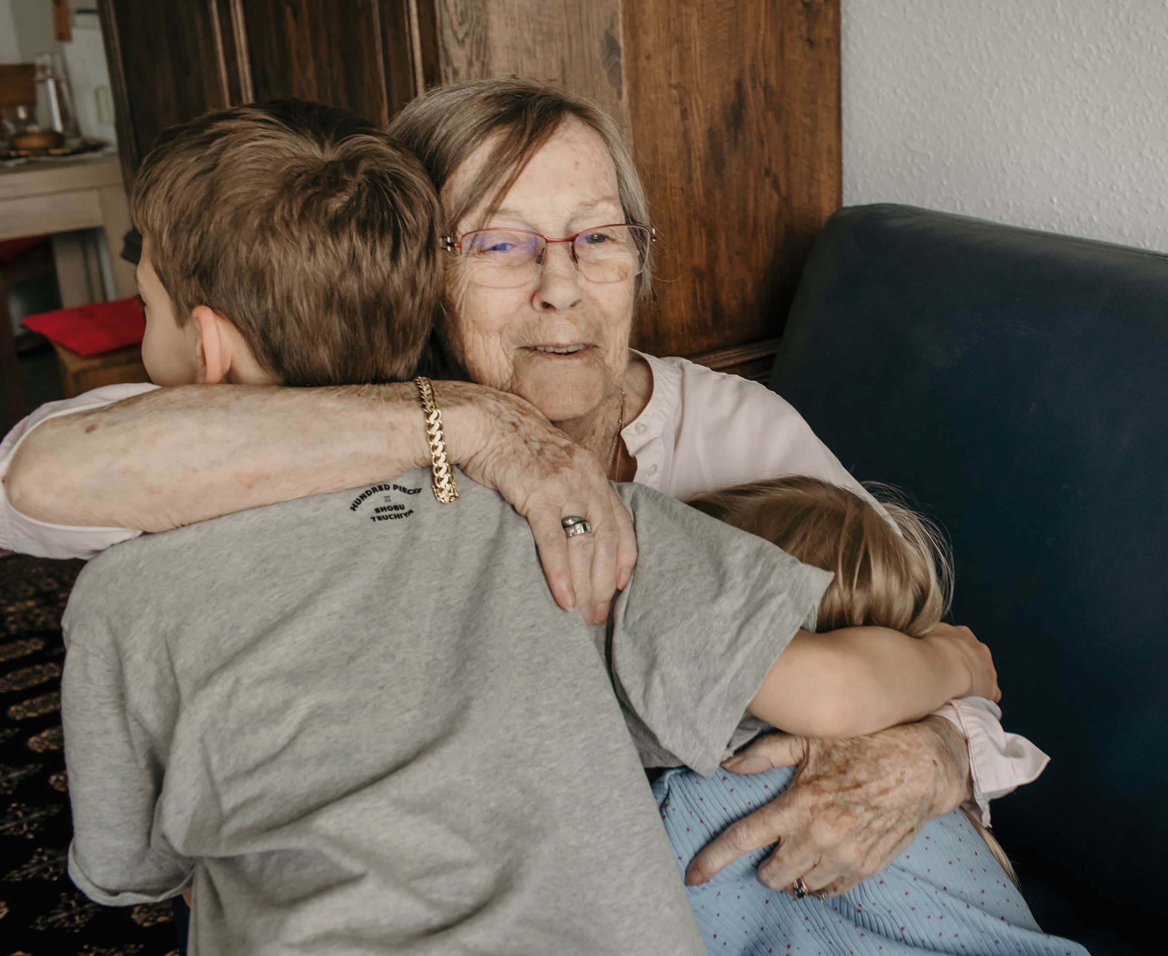 Himbeer Magazin Dezember 2025-Januar 2026: Titelgeschichte Über Die Bedeutung Der Bindung Und Nähe Zwischen Großeltern Und Enkelkindern