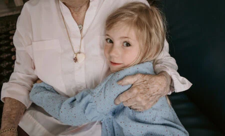 Himbeer Magazin Dezember 2025-Januar 2026: Titelgeschichte Über Die Bedeutung Der Bindung Und Nähe Zwischen Großeltern Und Enkelkindern