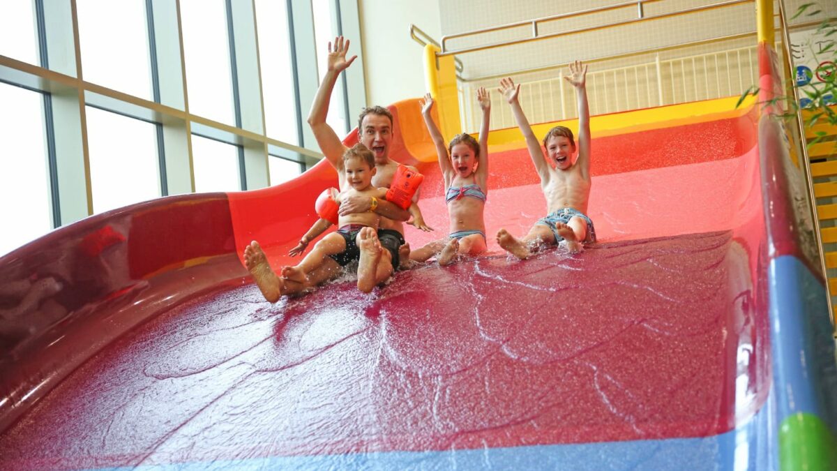 Blu Familienbad Potsdam Adventskalender // Himbeer 2025