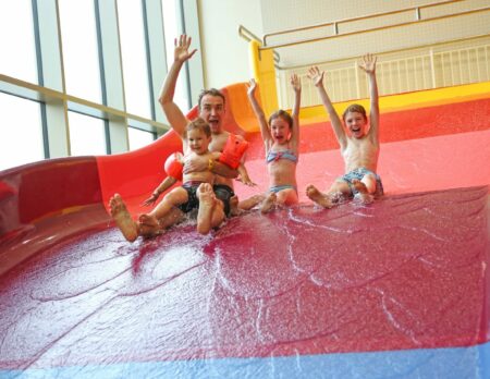 Blu Familienbad Potsdam Adventskalender // Himbeer 2025