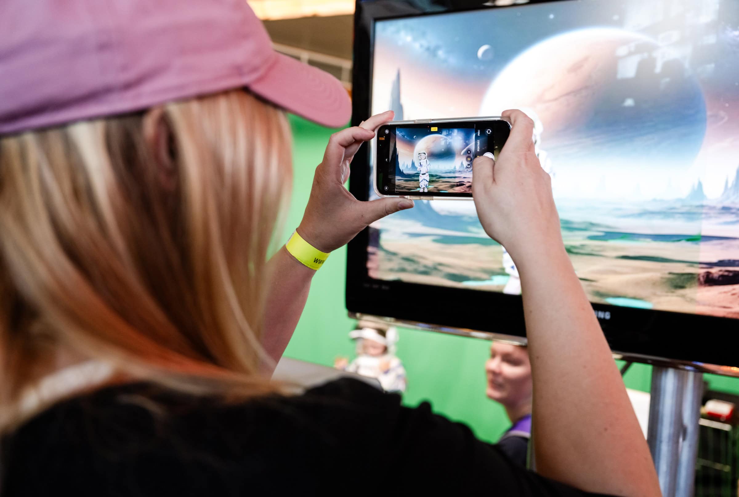 Alles Film?, Neues Familienevent Im Fez-Berlin // Himbeer