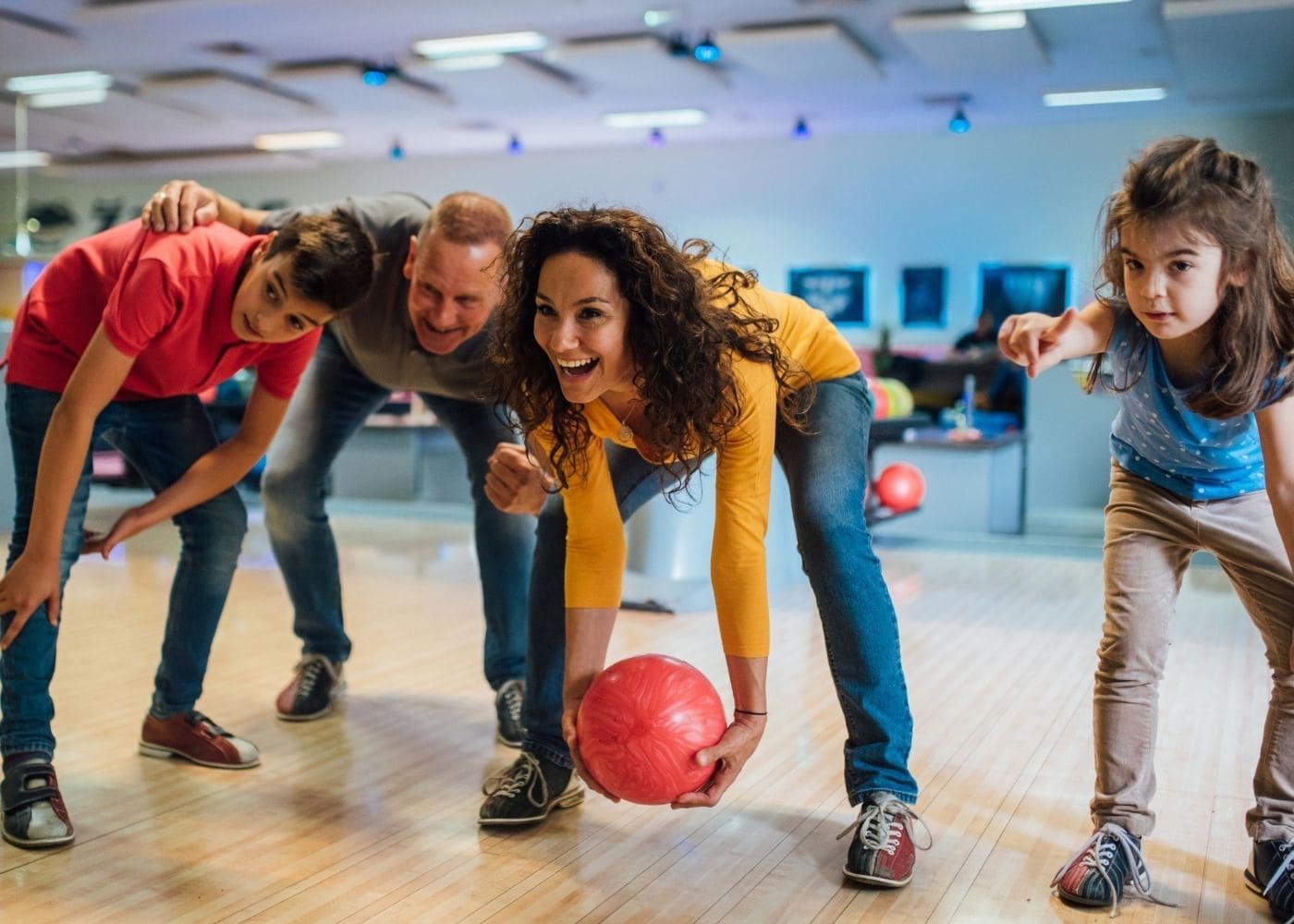 Familienpass Vom Jugendkulturservice // Himbeer 2025