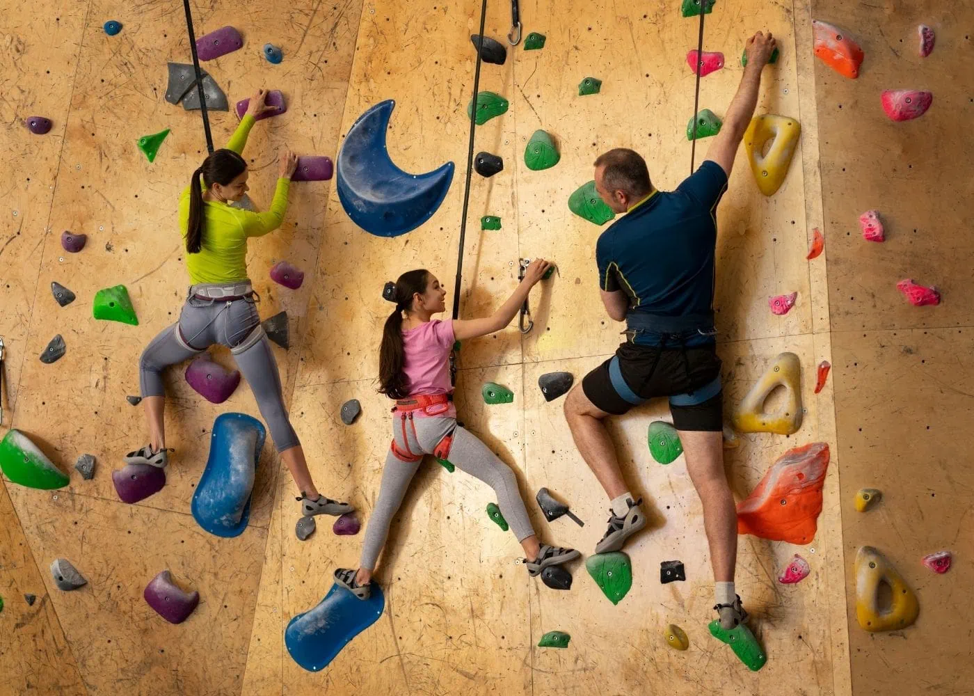 Familienpass Vom Jugendkulturservice // Himbeer 2025