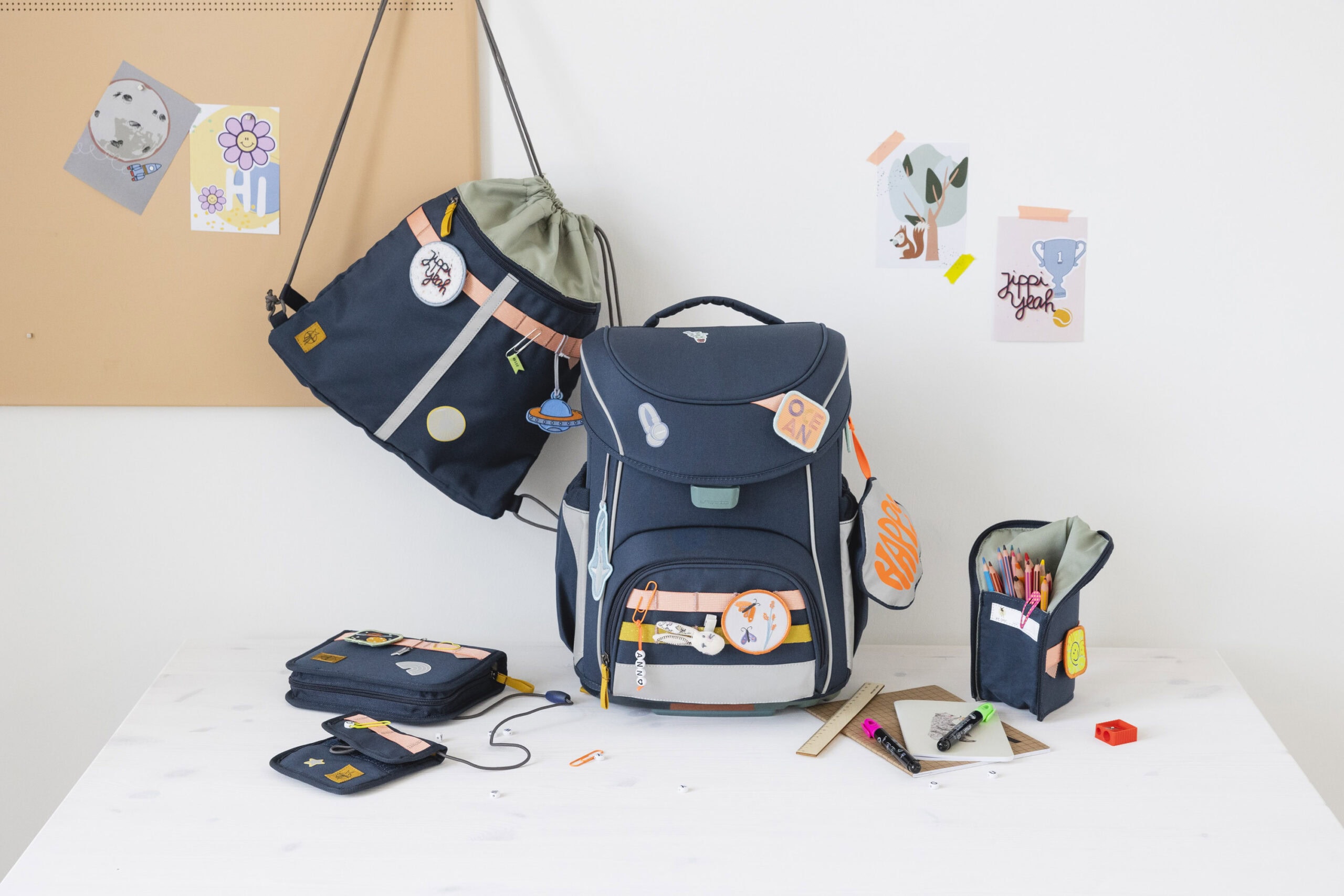 Ergonomisches Schulranzen Set UNIQUE Slim von LÄSSIG // HIMBEER Adventskalender 2025