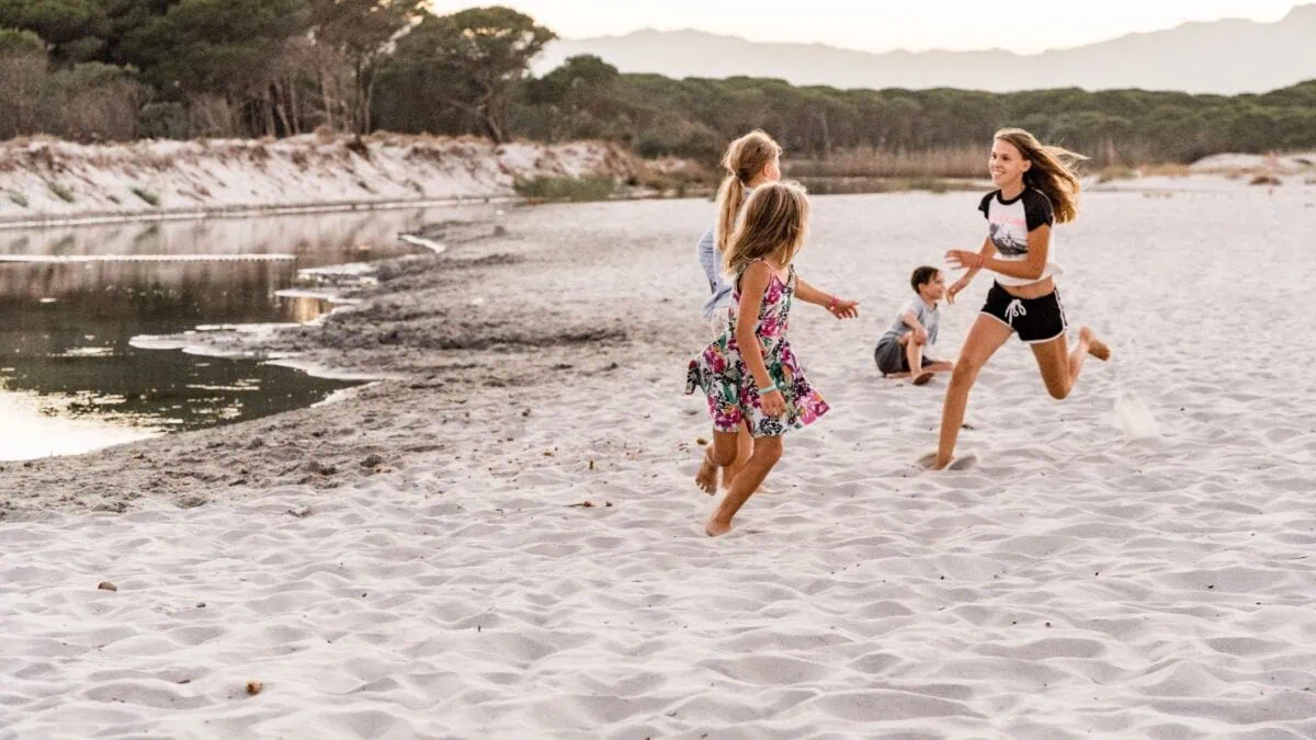 Vamos Familienreisen Reisegutscheine // Himbeer 2026