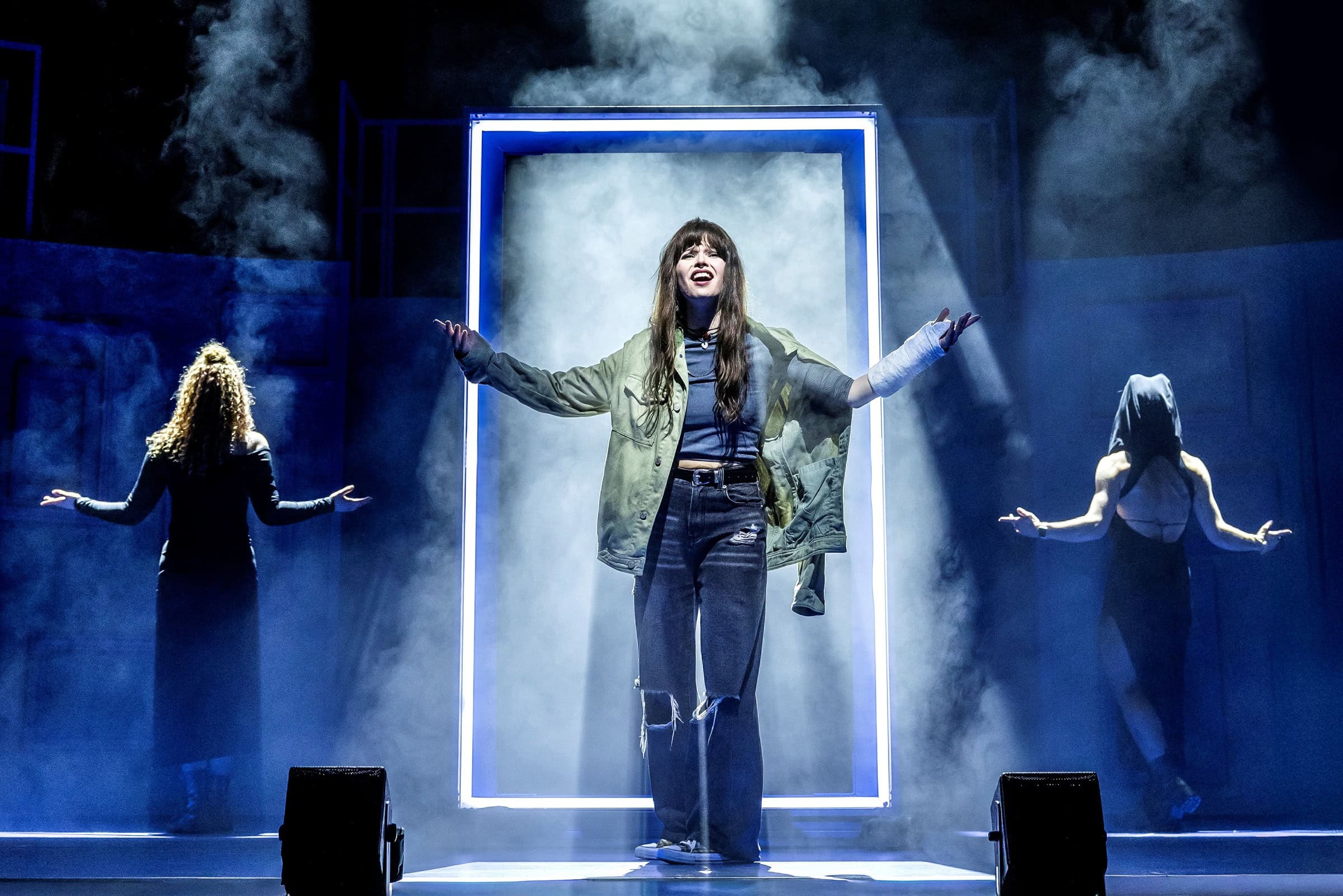 Musical „Abenteuerland“ Im Admiralspalast, Kw 05 // Himbeer