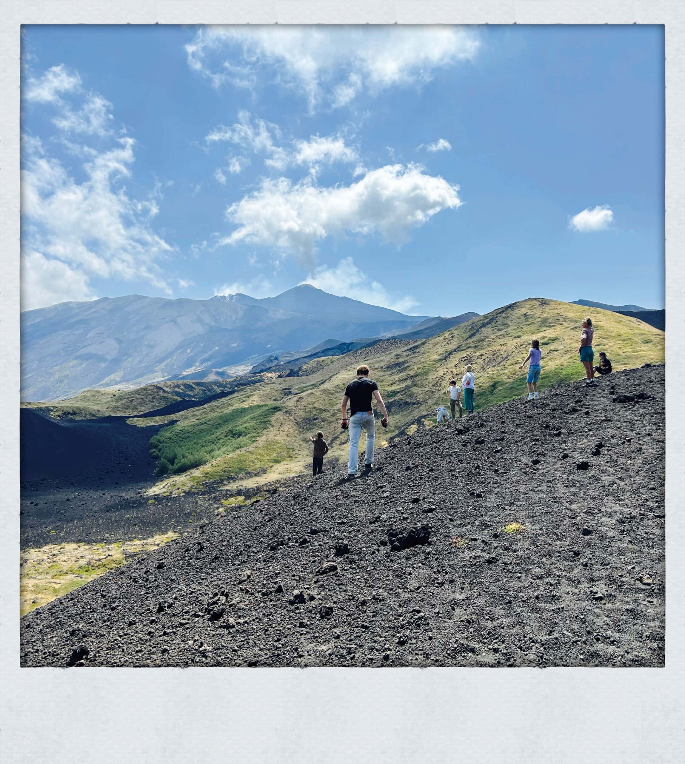 Willkommen im neuen Leben – eine Familie erzählt vom Auswandern nach Sizilien – HIMBEER Titetgeschichte