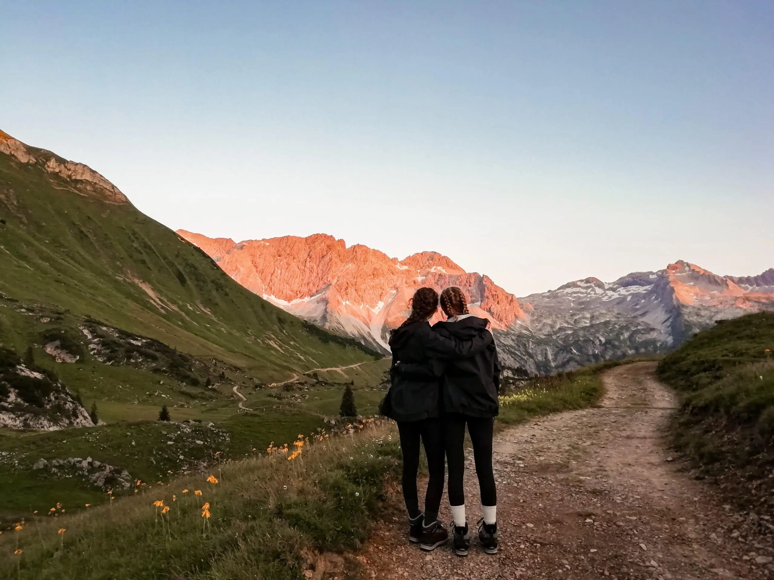 Zusammenhalt In Den Bergen // Himbeer