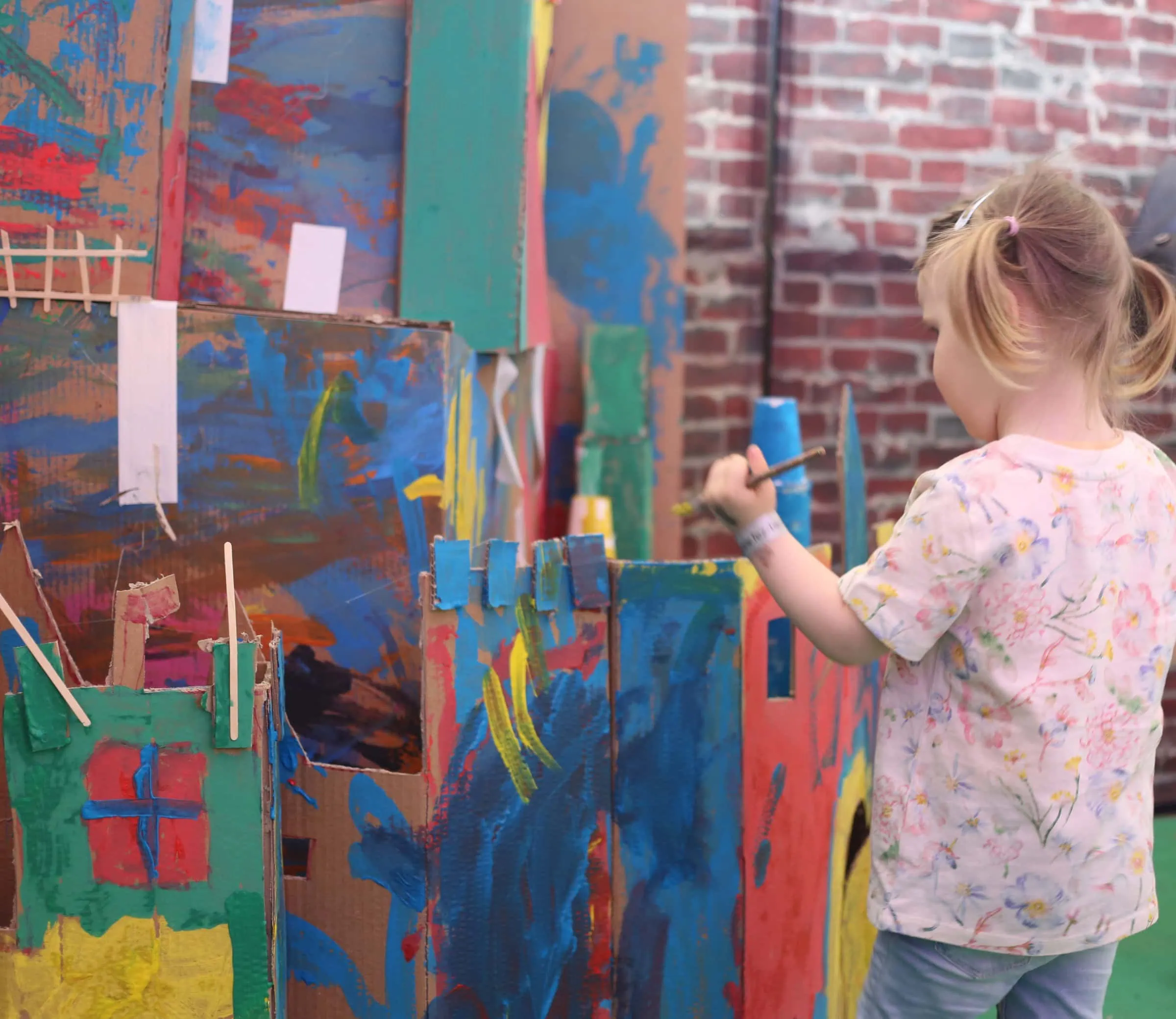 Familienevent „Einfach Spielen“ Im Fez-Berlin // Himbeer