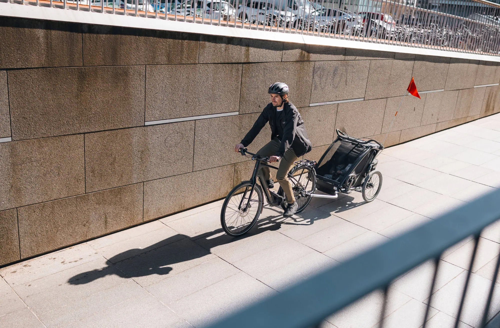 Thule Chariot Fahrradanhänger Für Kinder // Himbeer