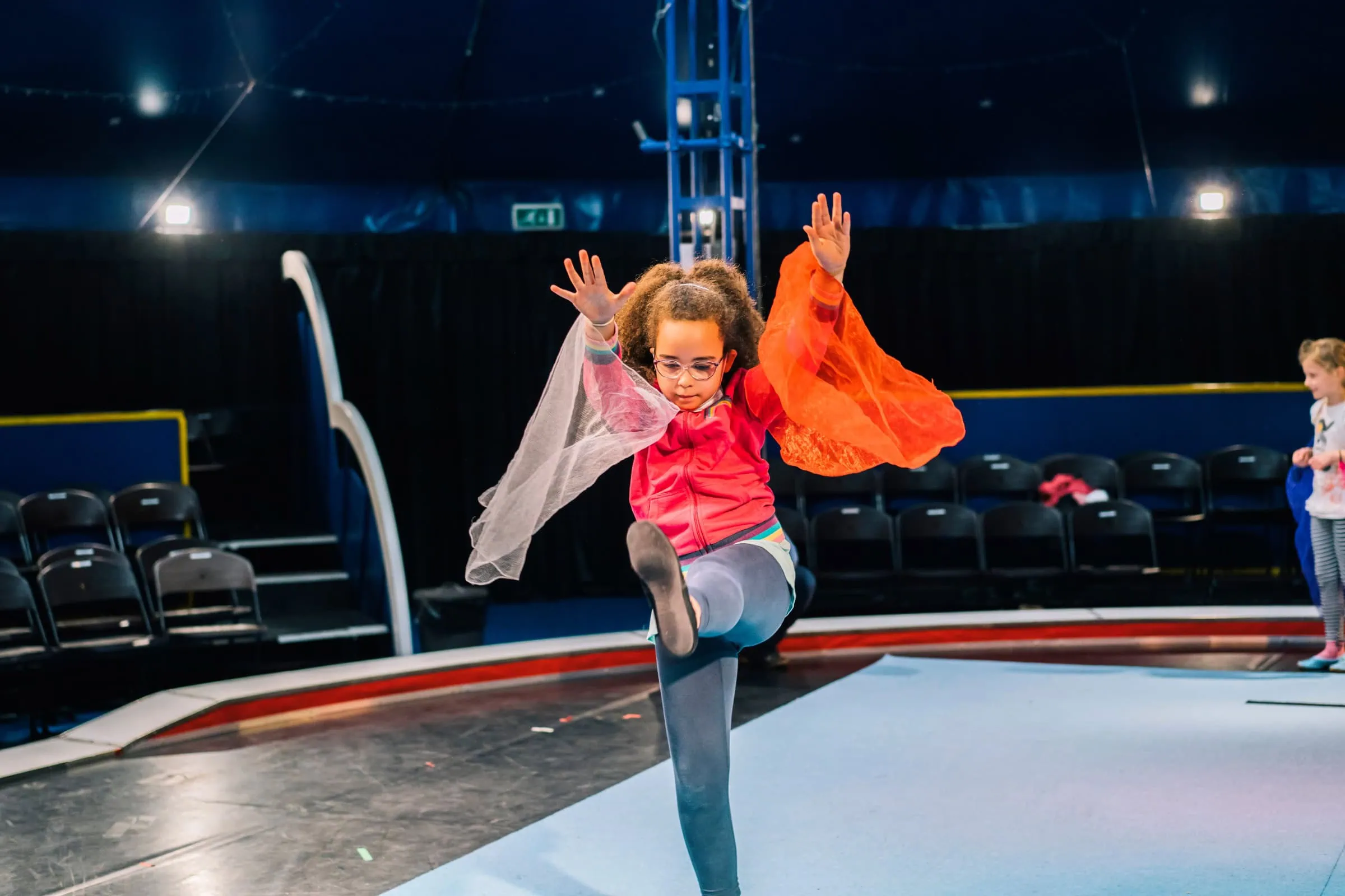 Top Anbieter:innen Für Aktive Ferienkurse In Berlin: Zirkusferien Bei Cabuwazi // Himbeer