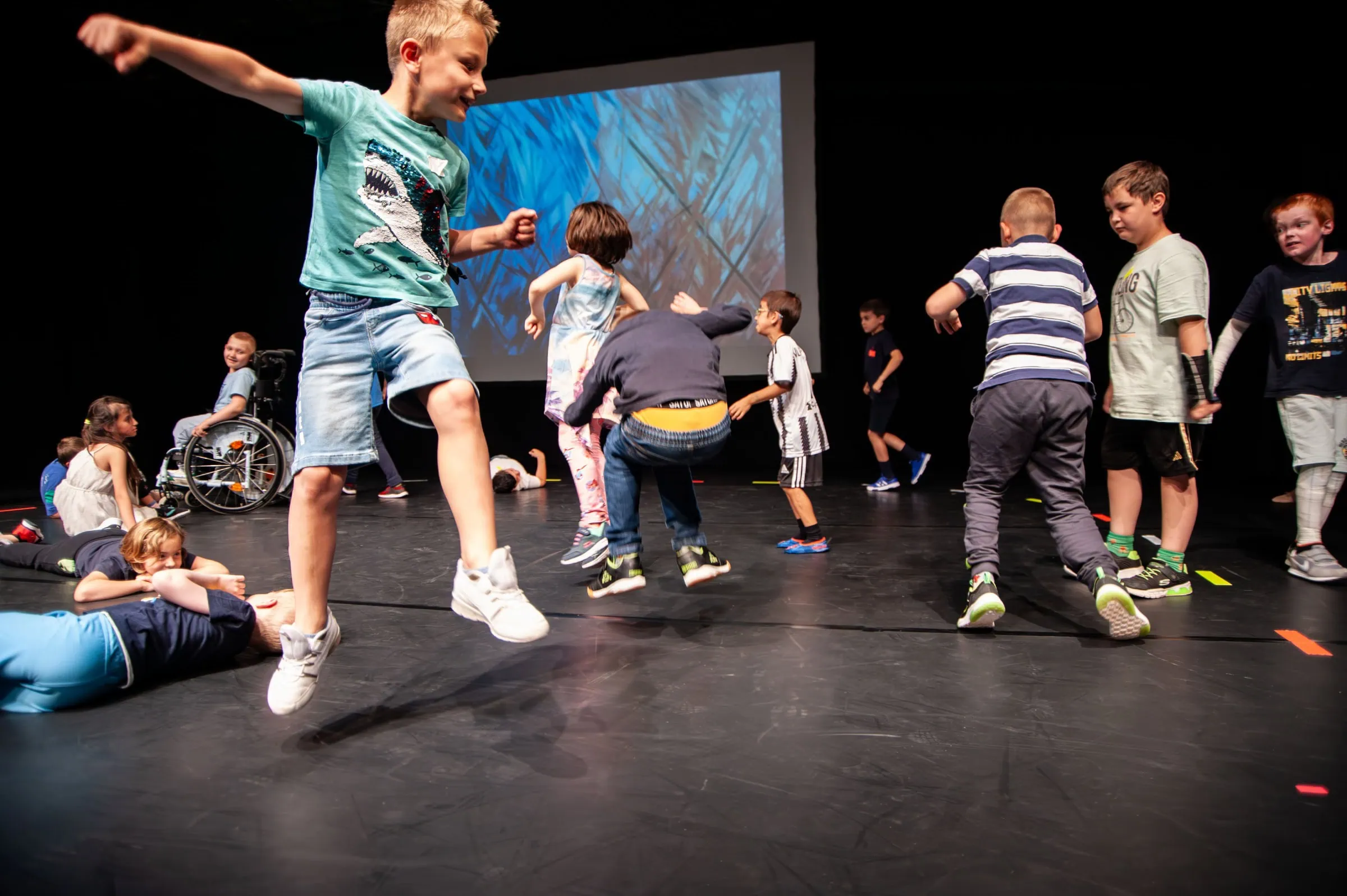 Kinderdisco Im Jungen Tanzhaus Berlin // Himbeer