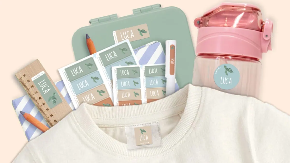 Kombiset Namens- Und Textilaufkleber Von Gutmarkiert // Himbeer