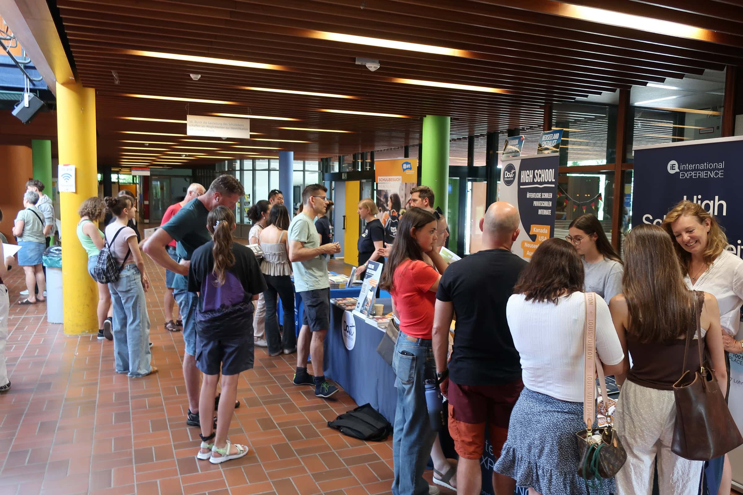 Jubi – Die Jugendbildungsmesse // Himbeer