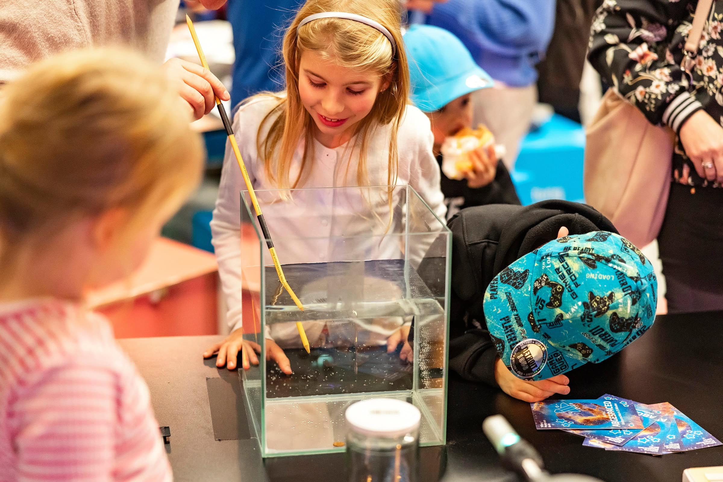 Unsichtbare Welten: Vom Mikrokosmos Zum Universum Im Zeiss-Großplanetarium // Himbeer