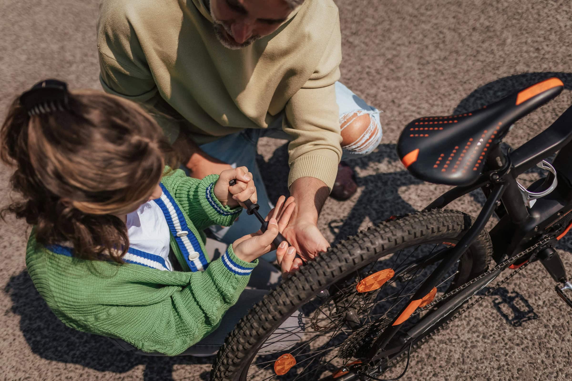 Fahrradwerkstatt Beim Oster- Und Frühlingsferienspaß Im Tjp E.v. // Himbeer