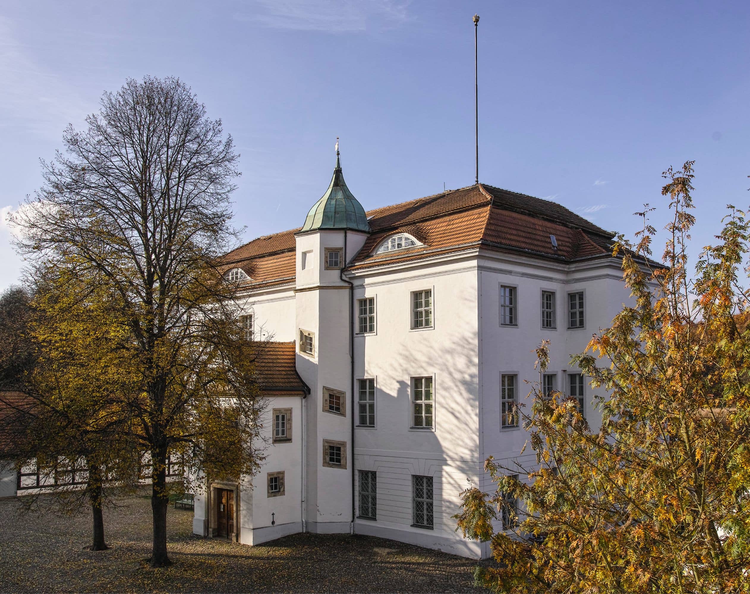 Das Galli Theater Feiert Im Jagdschloss Grunewald // Himbeer