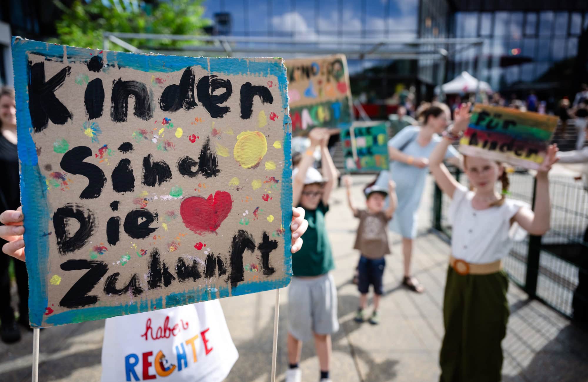 Kindertagsfest Im Fez-Berlin, Familienevent // Himbeer