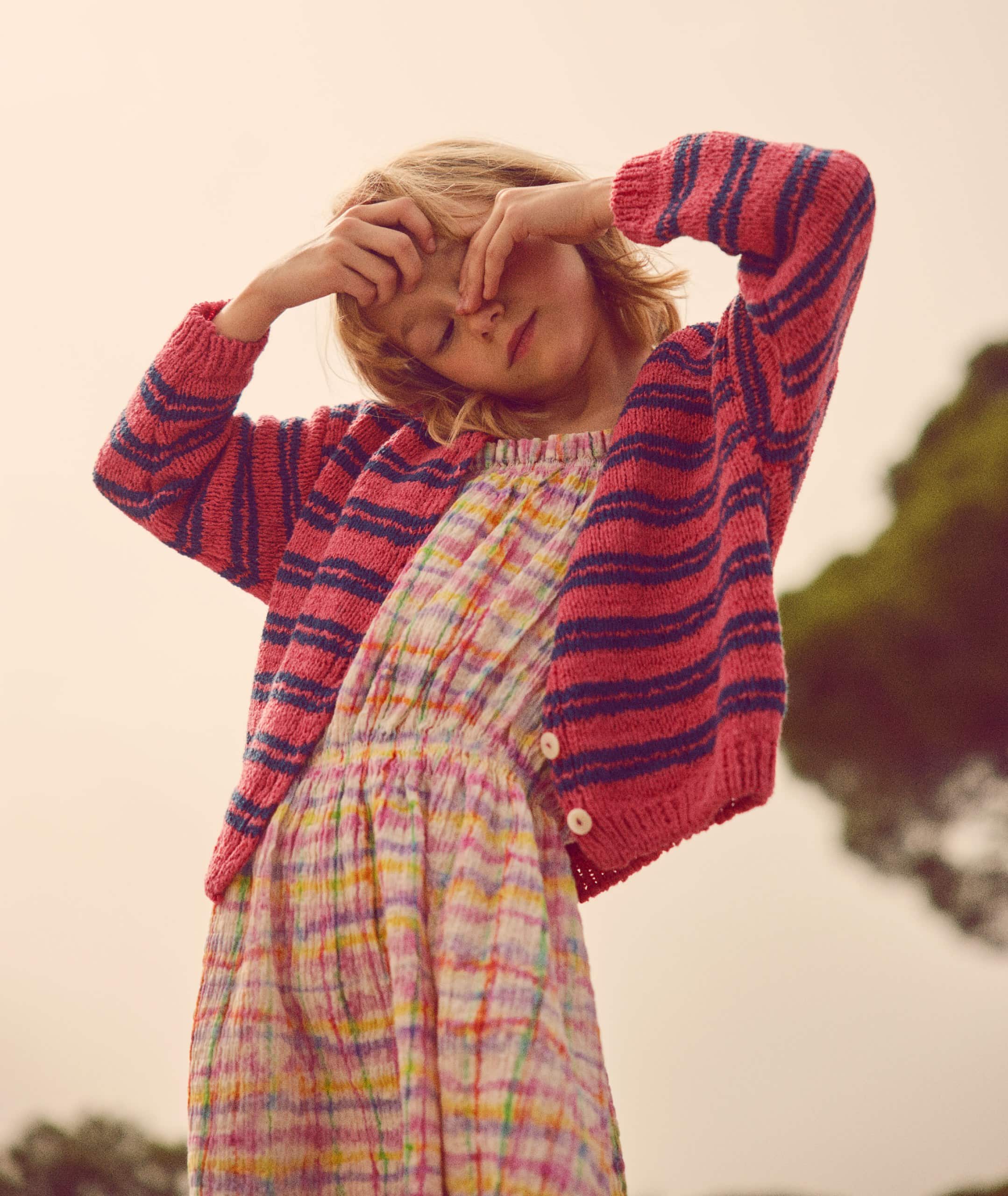 Kindermode Ss26 – Sommerliche Kindermode Von Alexandra Klever Inszeniert Für Das Familienmagazin Himbeer