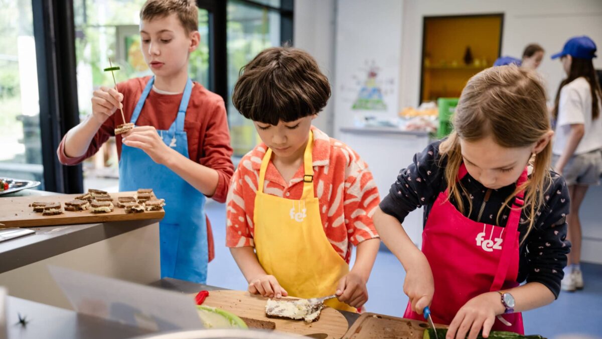 Kinderstadt Fezitty Im Fez Versorgt Von Knuspr // Himbeer
