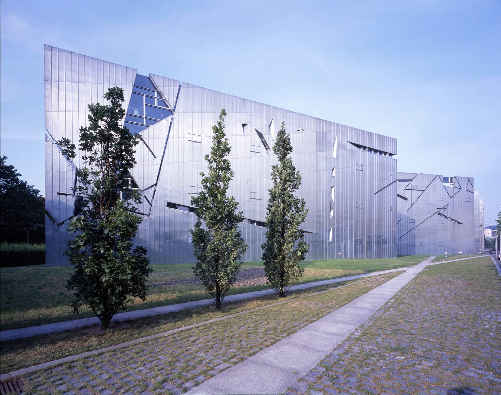 Jüdisches Museum Berlin // Himbeer