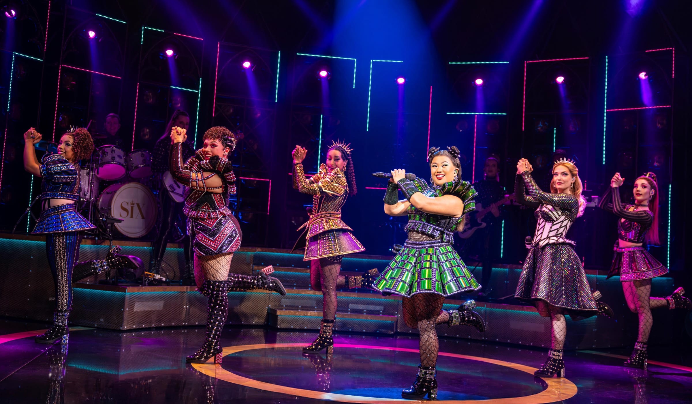 „Six The Musical“ Im Admiralspalast // Himbeer