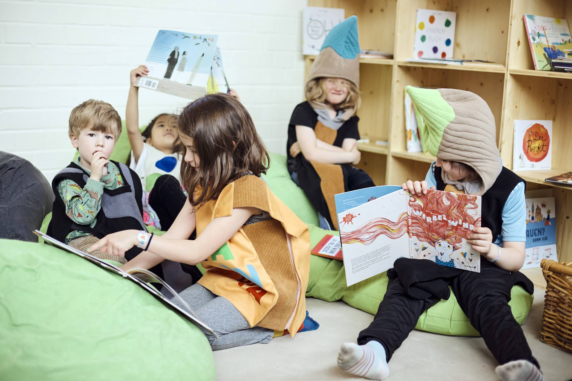 Großes Wir_Eu-Picknick Im Labyrinth Kindermuseum // Himbeer